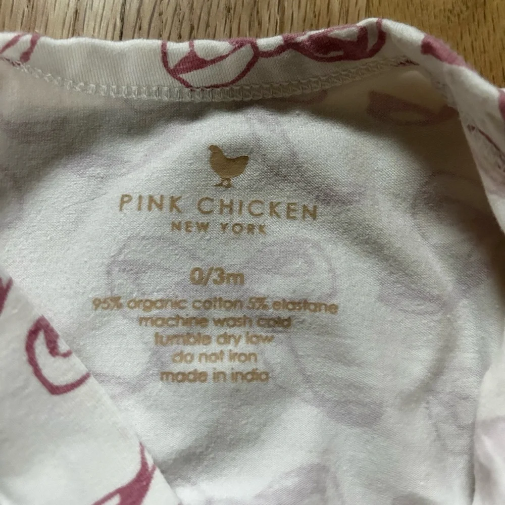 PINK CHICKEN pink bow sleeper zippy pajamas footless newborn baby size 0-3M